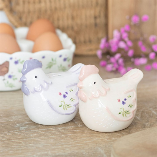 Hen Shaped Salt & Pepper Shakers